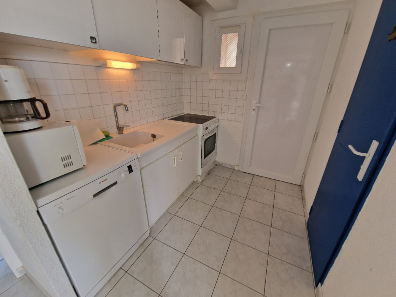 en location saisonnière Appartement terrasse Le Cap D'agde - Photo 6