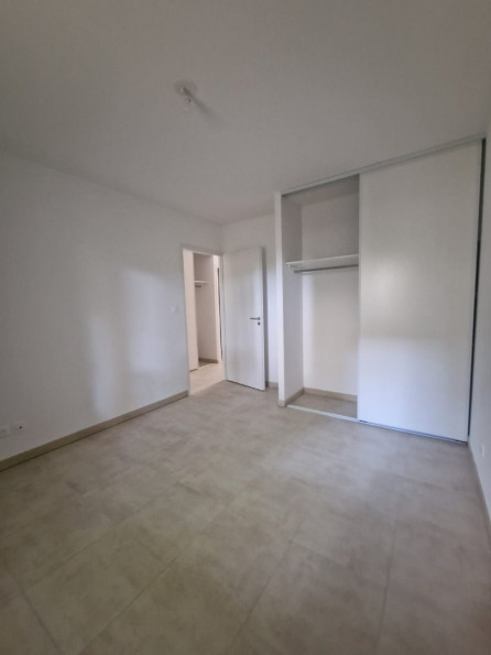 location Appartement Saint Thibery - Photo 9