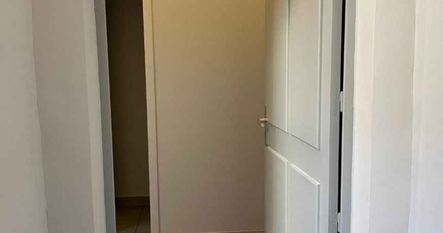 location Appartement Bessan