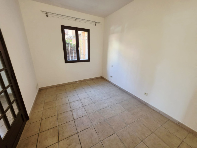 location Maison Bessan - Photo 8