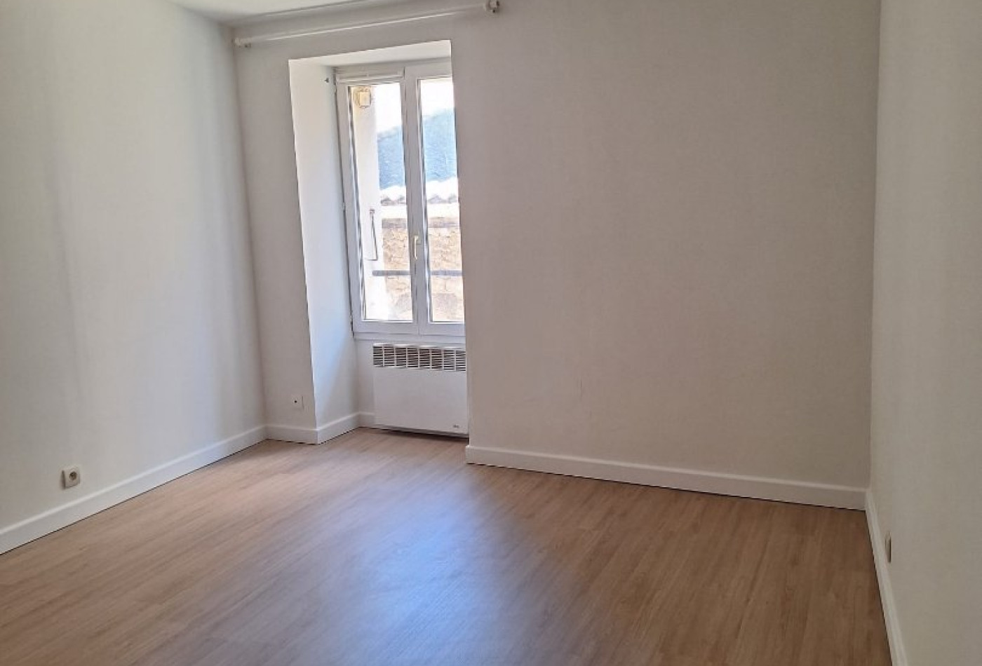 location Maison Paulhan - Photo 1