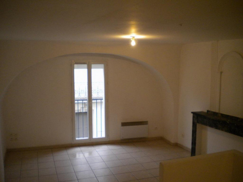 location Appartement ancien Saint Pargoire - Photo 1