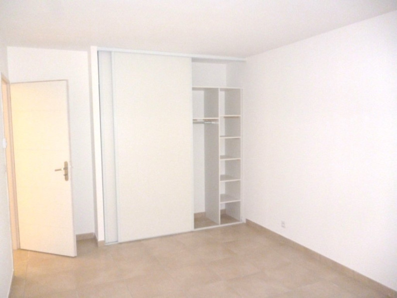 location Appartement Saint Pons De Mauchiens - Photo 9