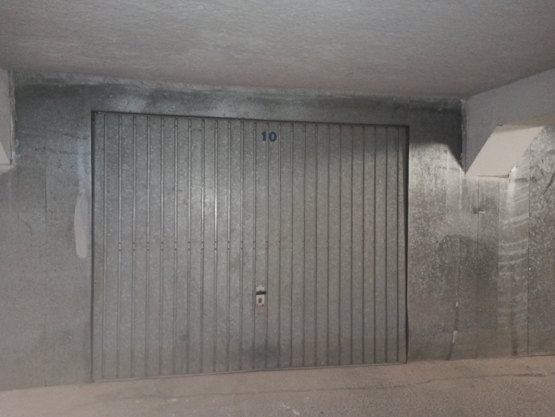 location Garage Balaruc Les Bains - Photo 2