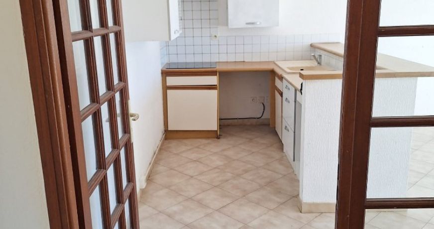 location Appartement Poussan