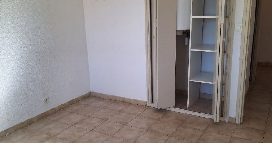 location Appartement Poussan