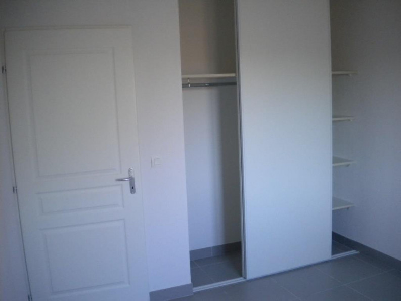 location Appartement Saint Pargoire - Photo 7