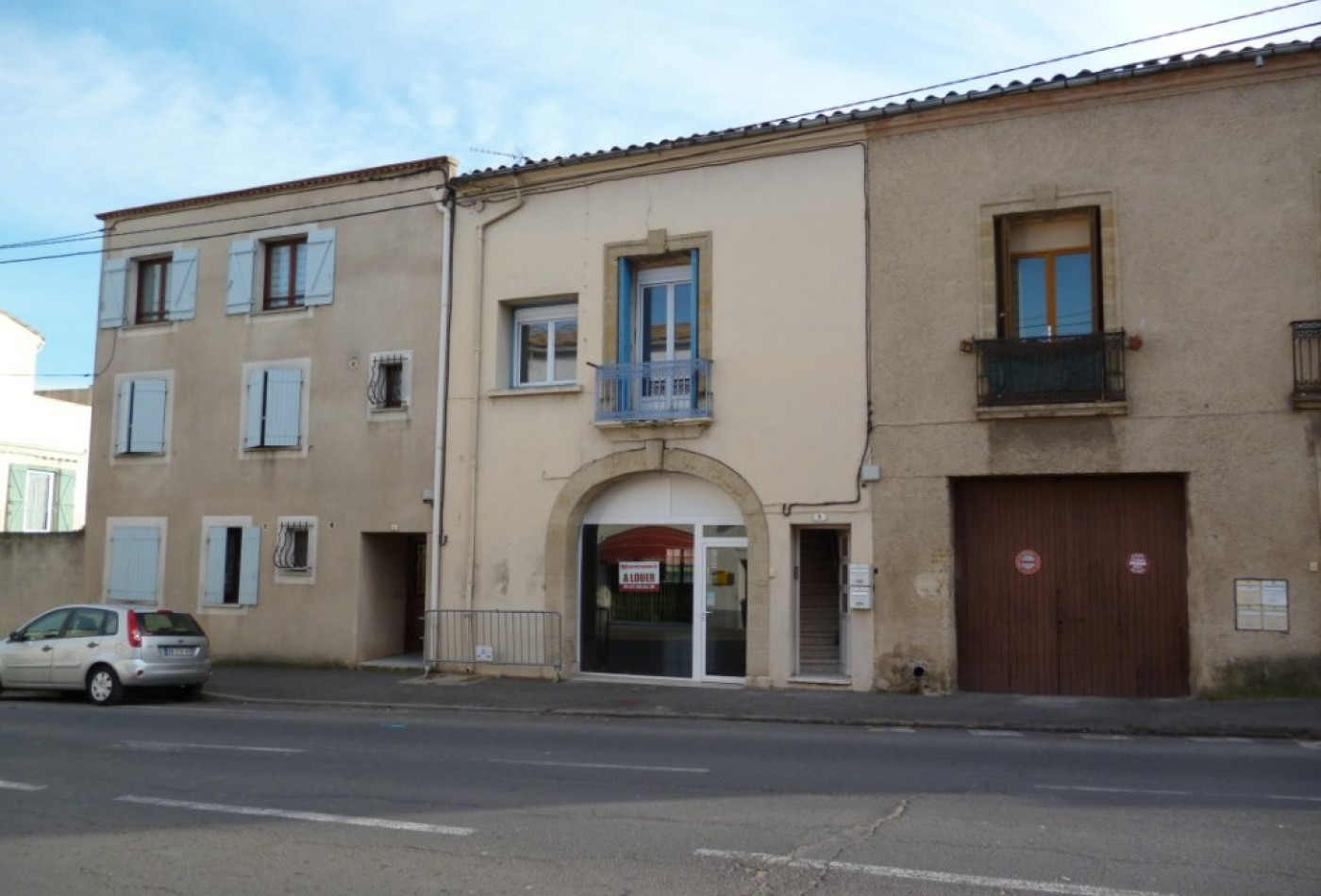 location Local commercial Pezenas - Photo 2