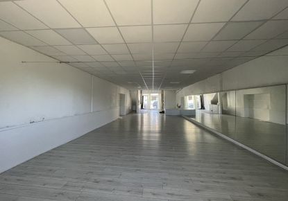 location Local commercial Pezenas