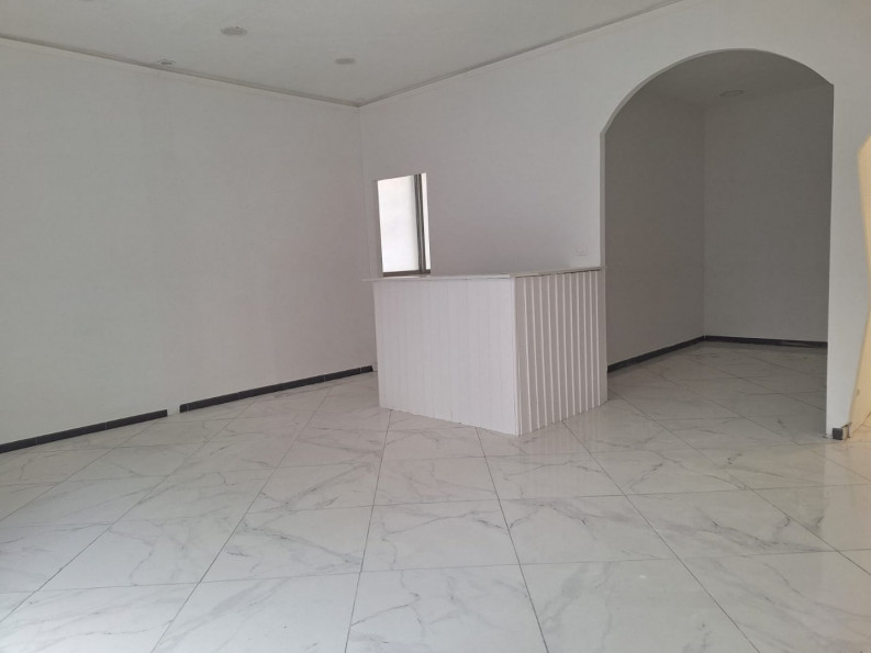 location Locaux d'activité Beziers - Photo 2