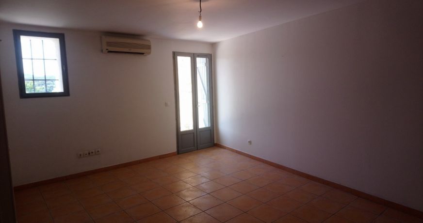 location Appartement Montbazin