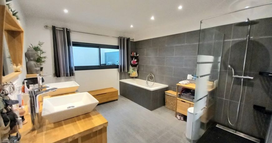 sale Maison Pomerols