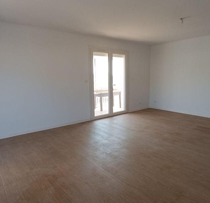 location Appartement Gigean