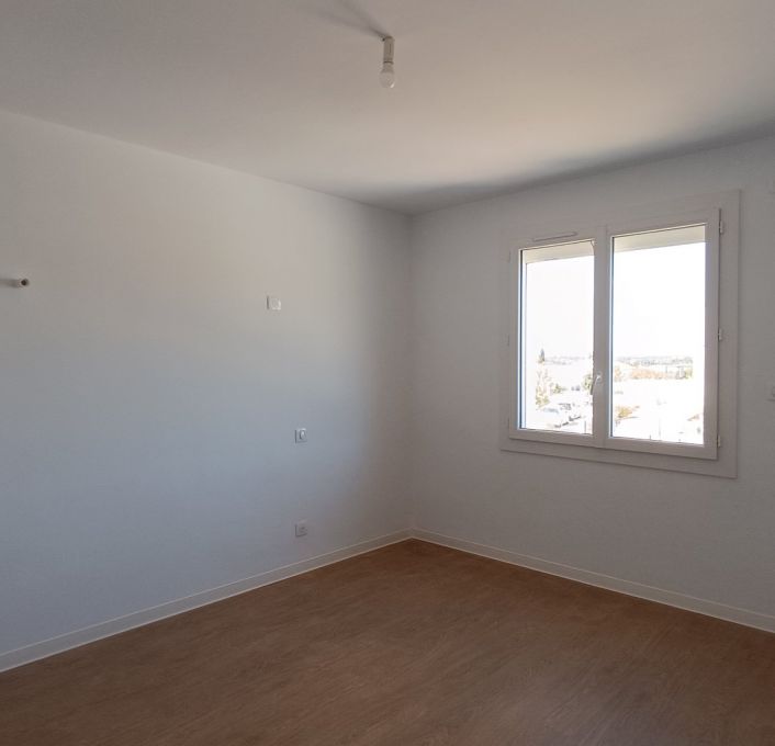 location Appartement Gigean