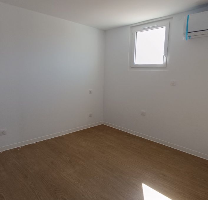 location Appartement Gigean