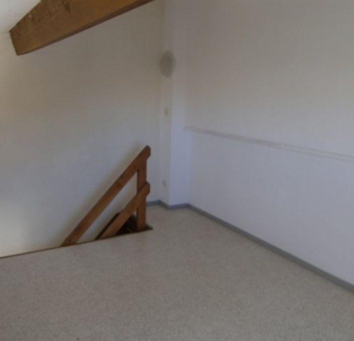 à louer Appartement Vic La Gardiole