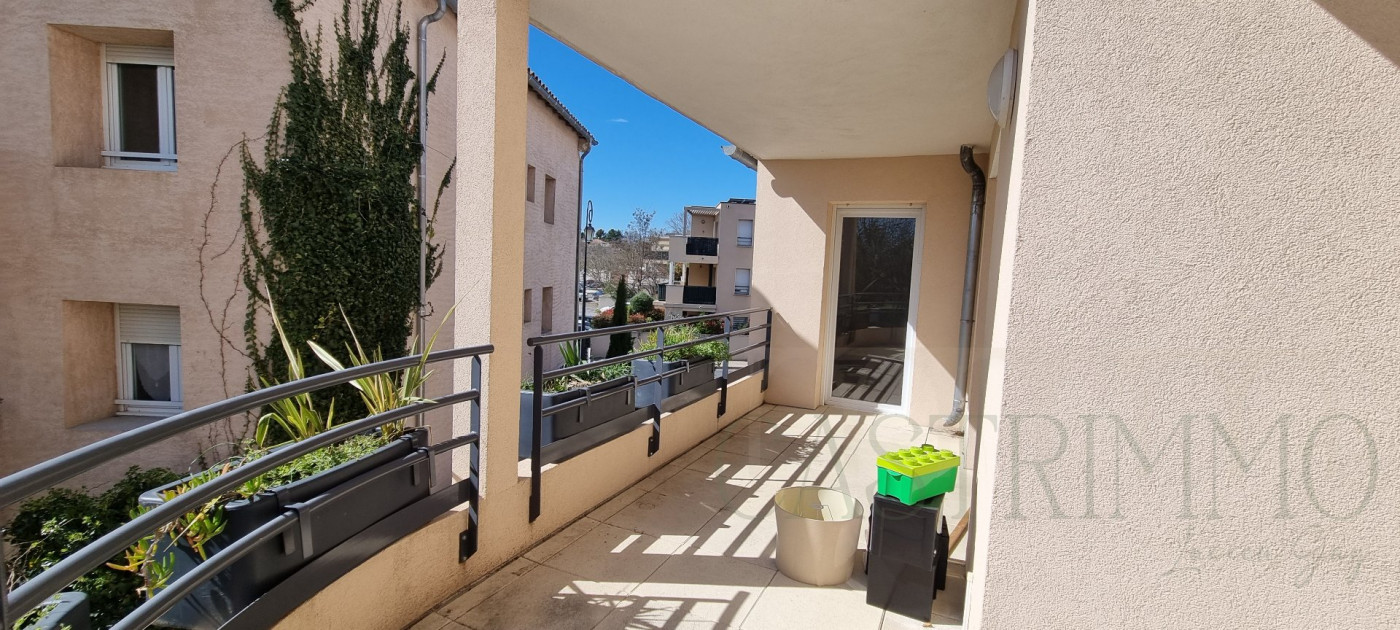 location Appartement en résidence Castries - Photo 6
