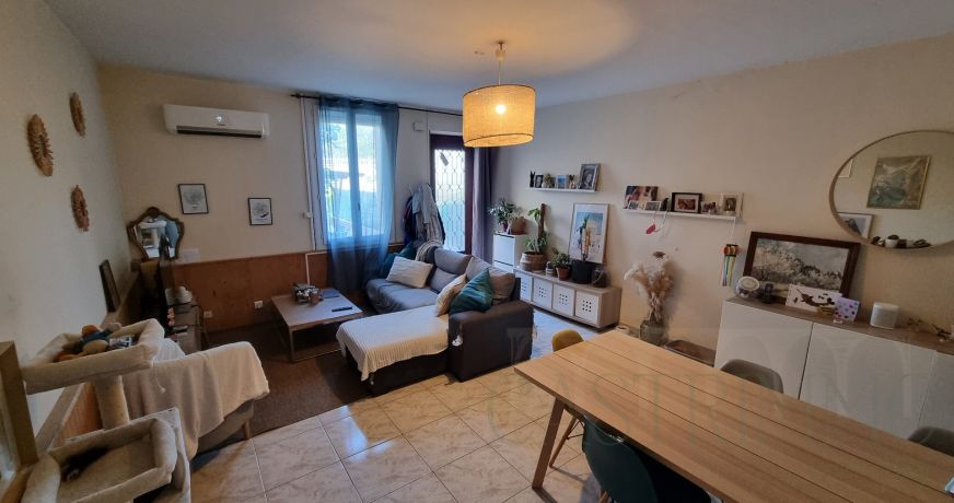 location Maison de village Saint Hilaire De Beauvoir