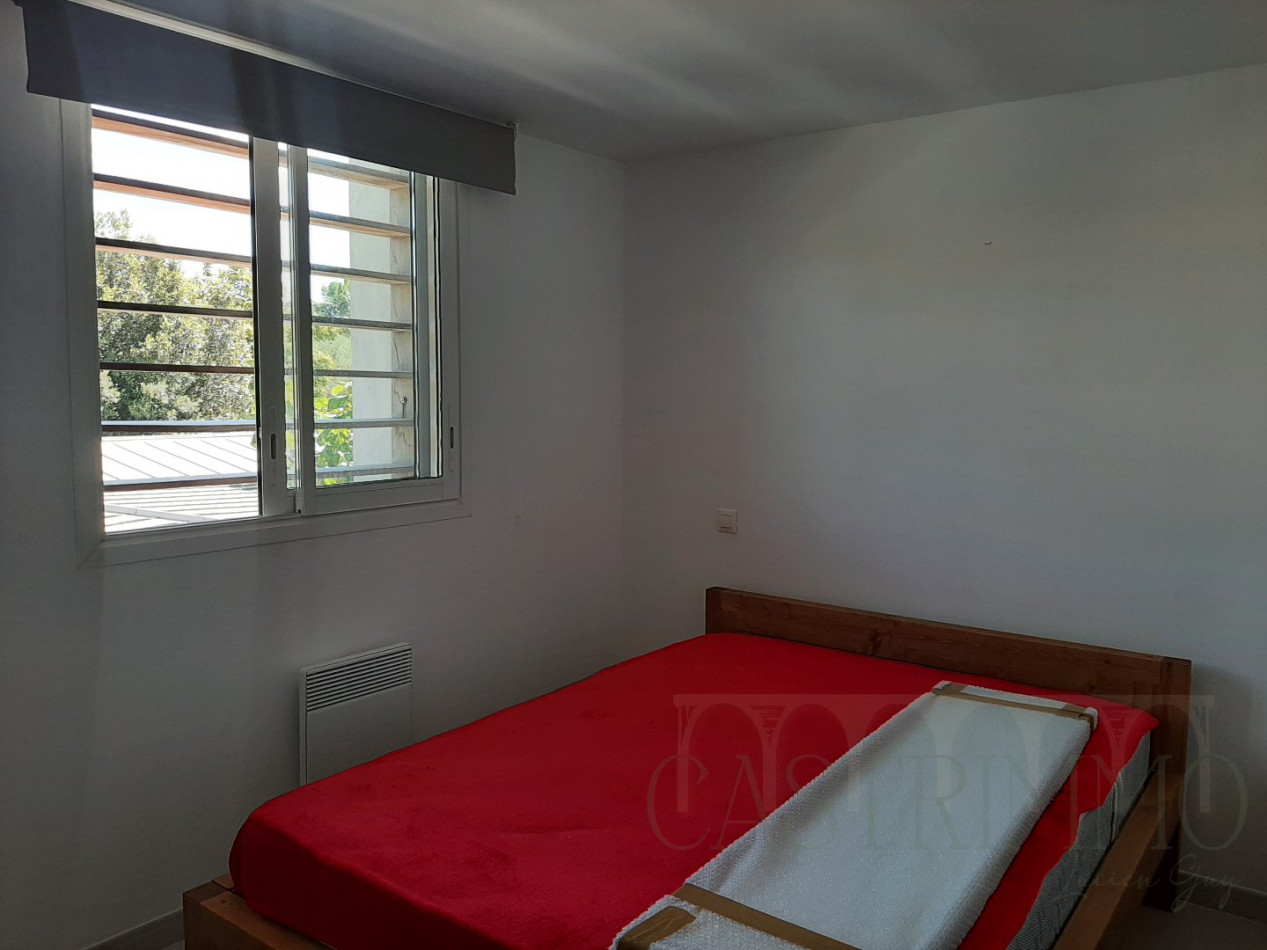 location Duplex Gallargues Le Montueux - Photo 2