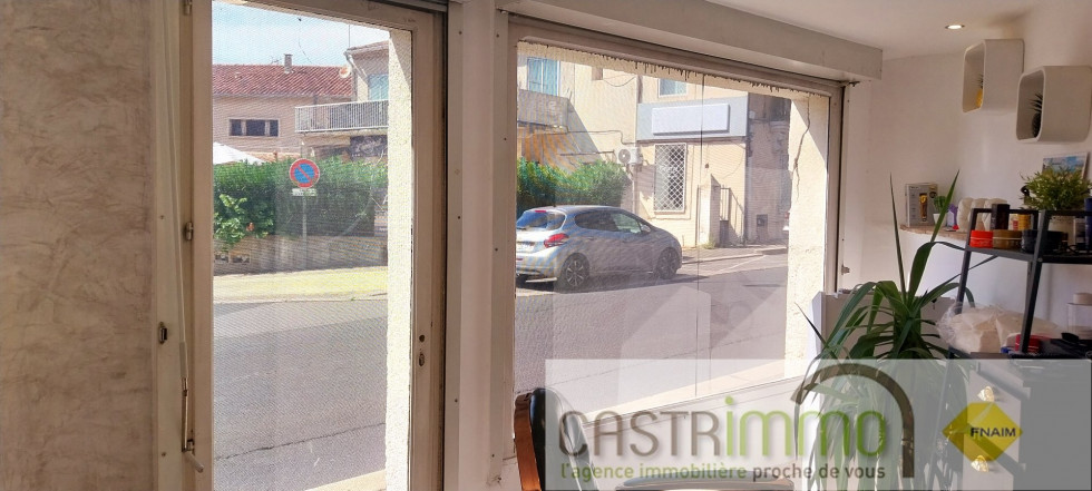 vente Local commercial Castries - Photo 2