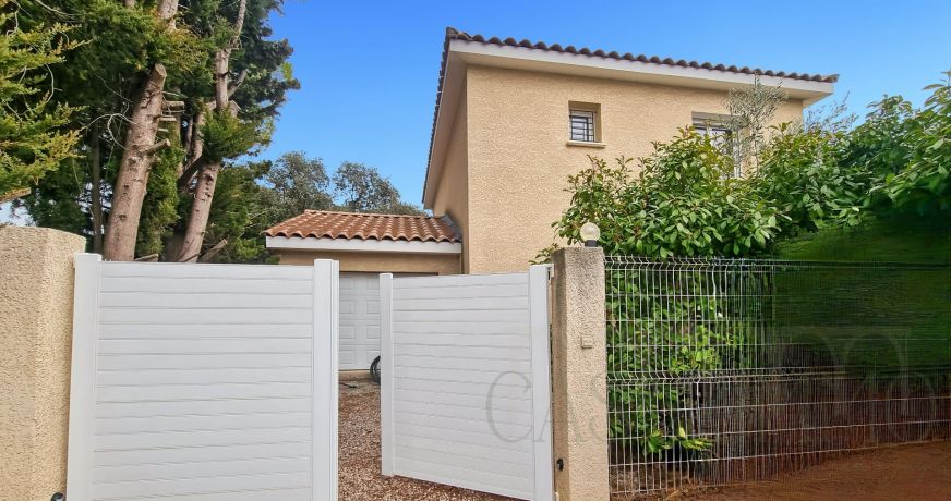 location Maison Castries