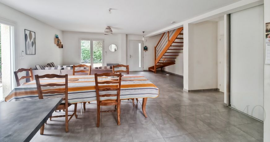 location Maison Castries