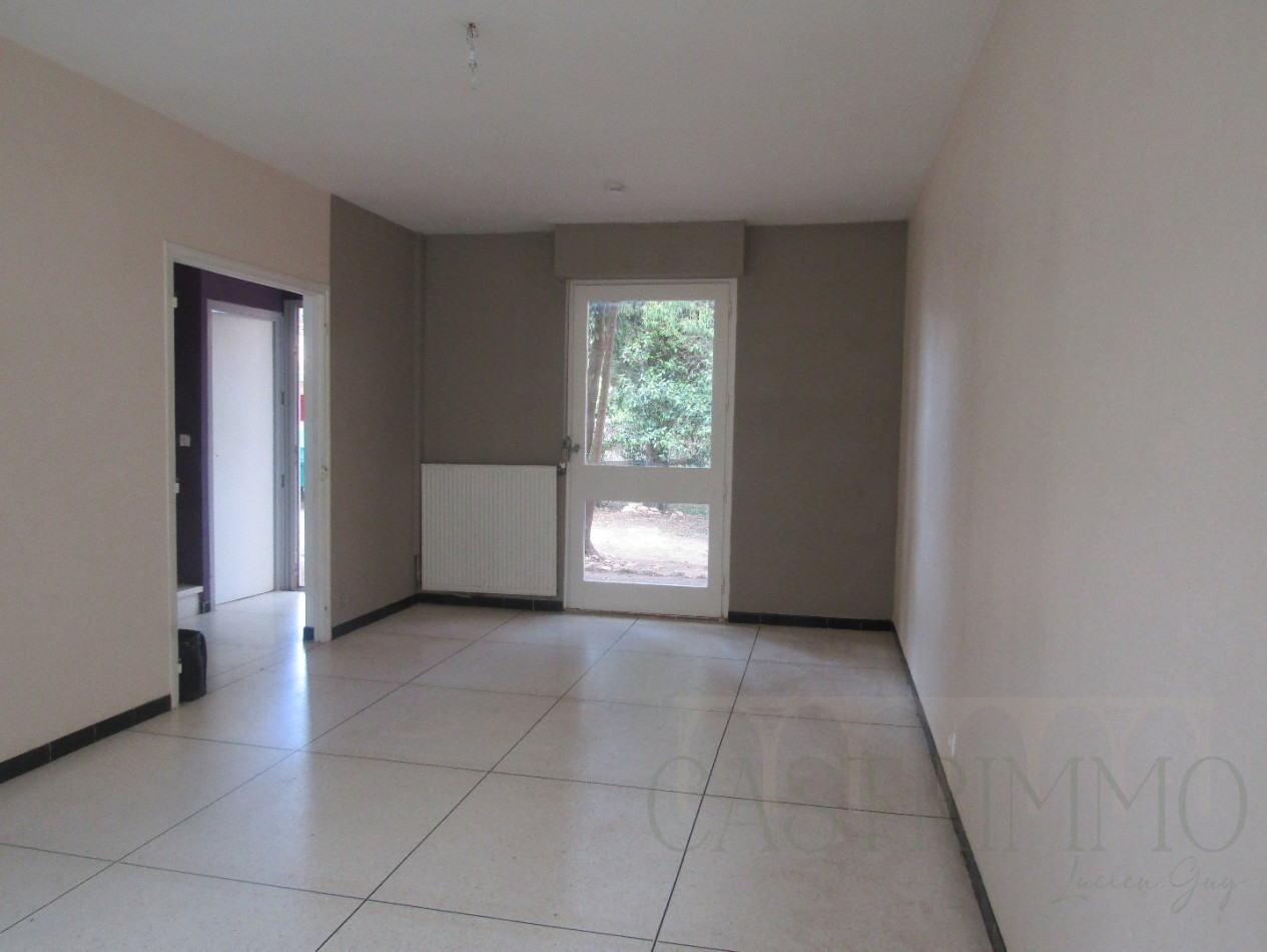 location Maison Castries - Photo 2