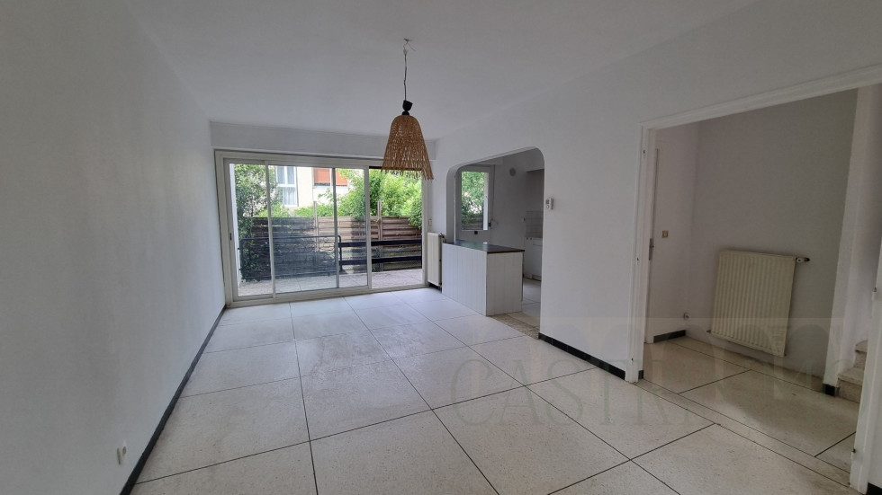 location Maison Castries - Photo 2