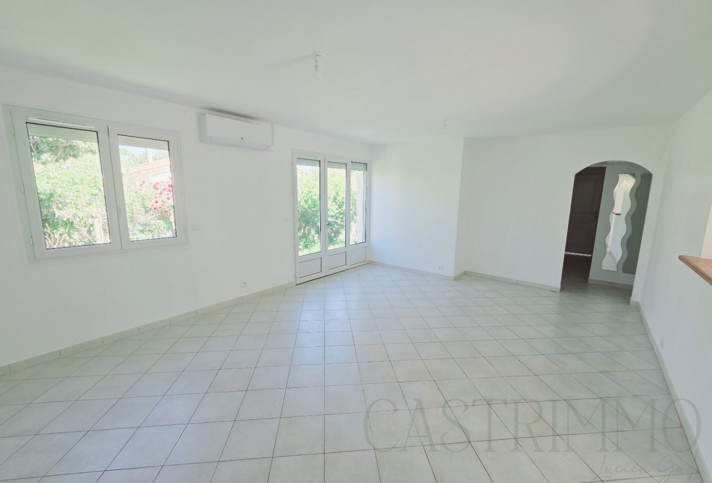 vente Maison Saint Bres - Photo 2