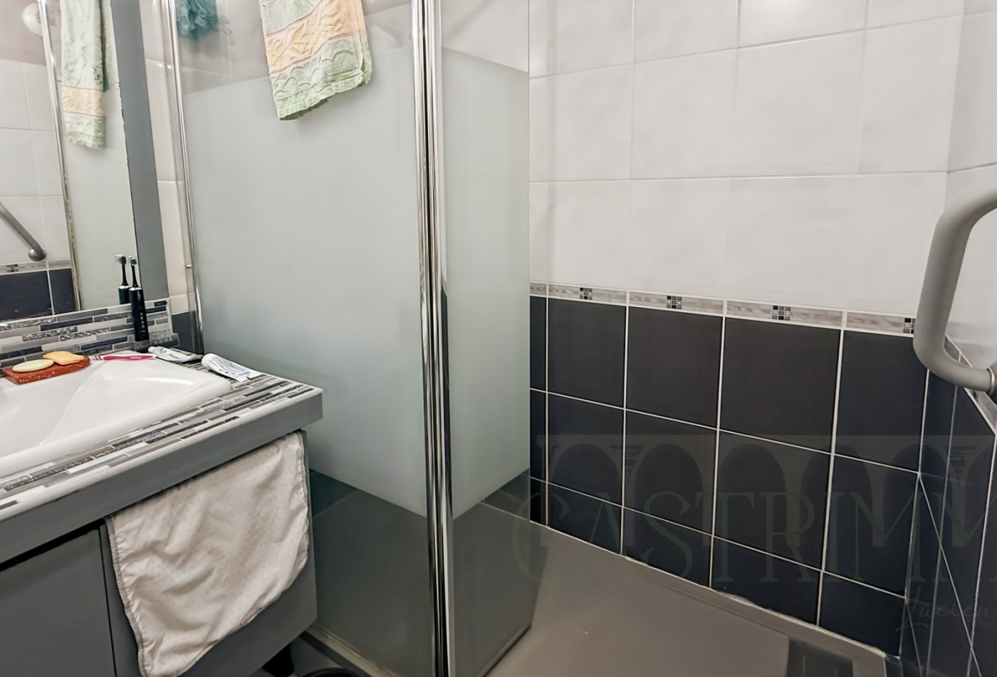 vente Appartement Le Cres - Photo 5