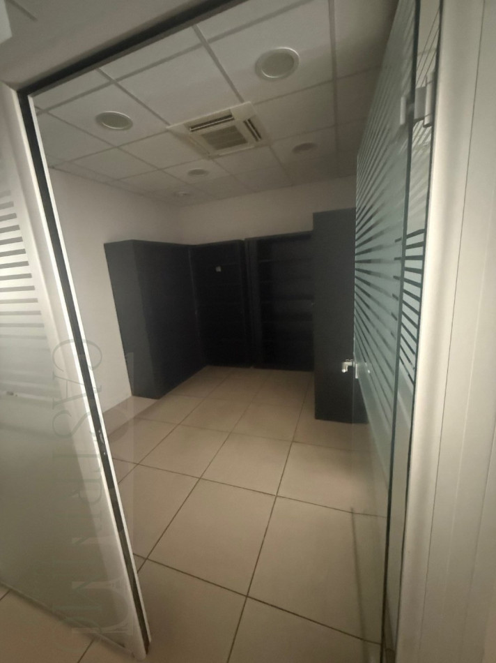 location Bureau Lunel - Photo 4