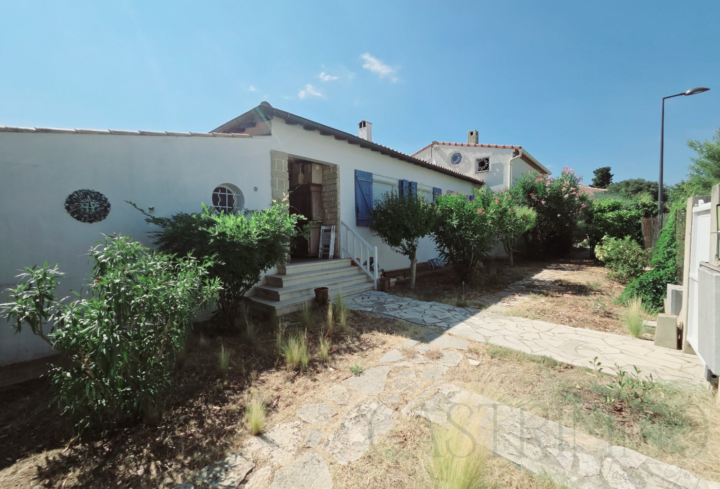 vente Maison Saint Bres - Photo 1