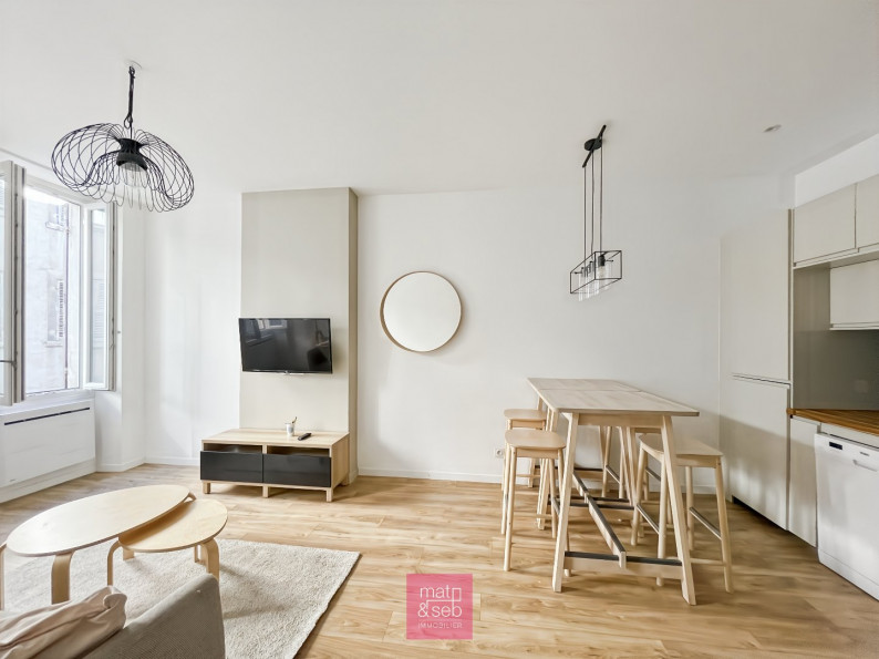 vente Appartement Marseille 6eme Arrondissement - Photo 2