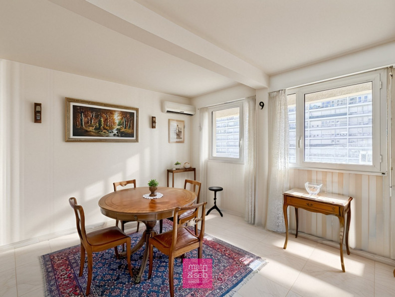 vente Appartement Marseille 8eme Arrondissement - Photo 3