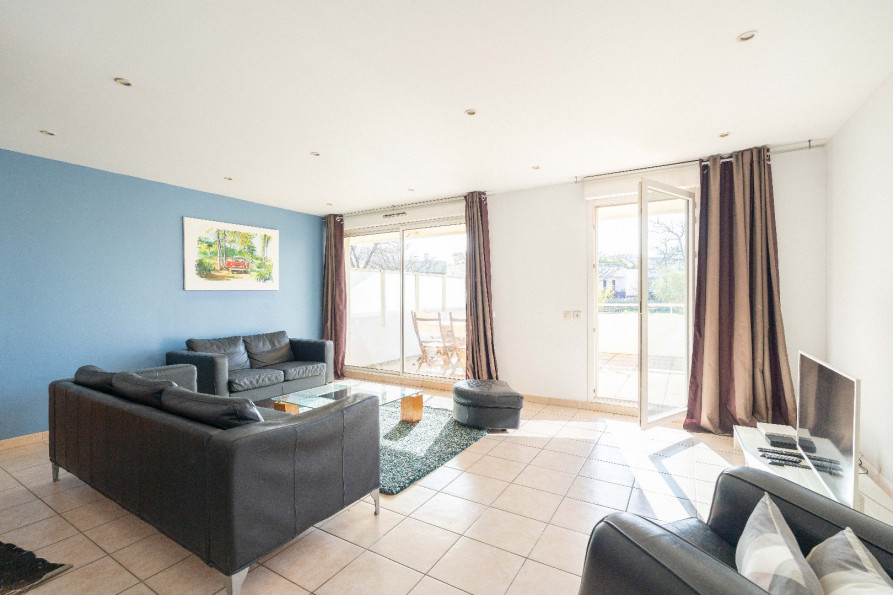 vente Appartement Marseille 8eme Arrondissement - Photo 2