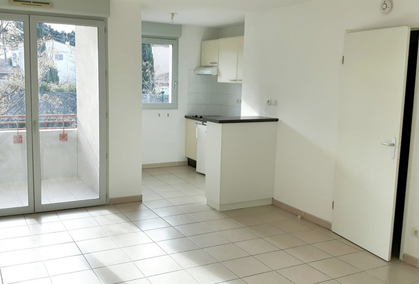 vente Appartement Poussan - Photo 2