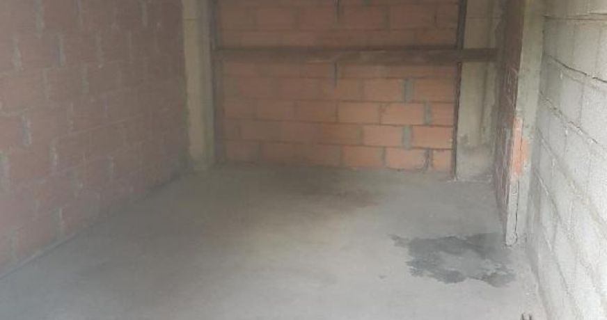 location Parking intérieur Agde