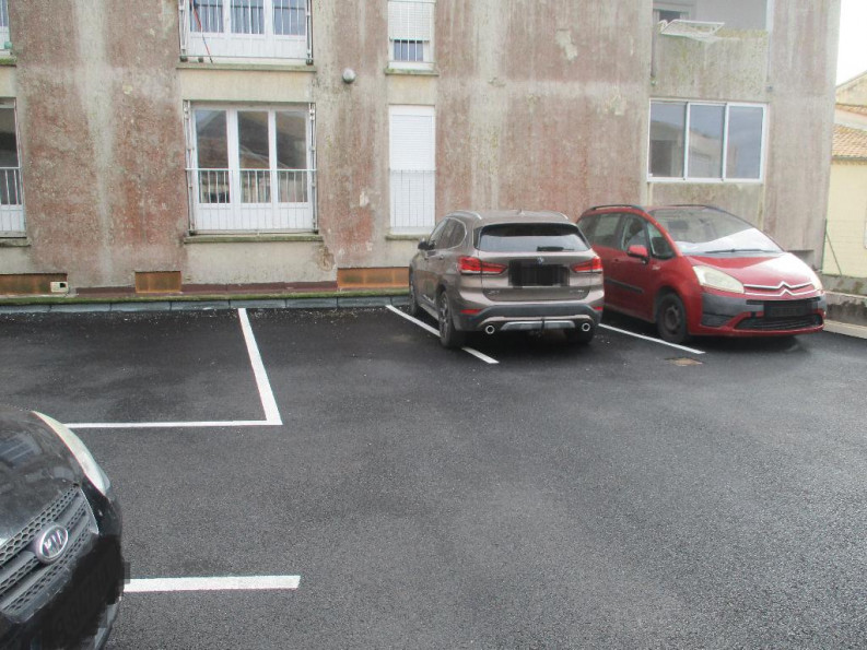 location Parking intérieur Agde - Photo 1