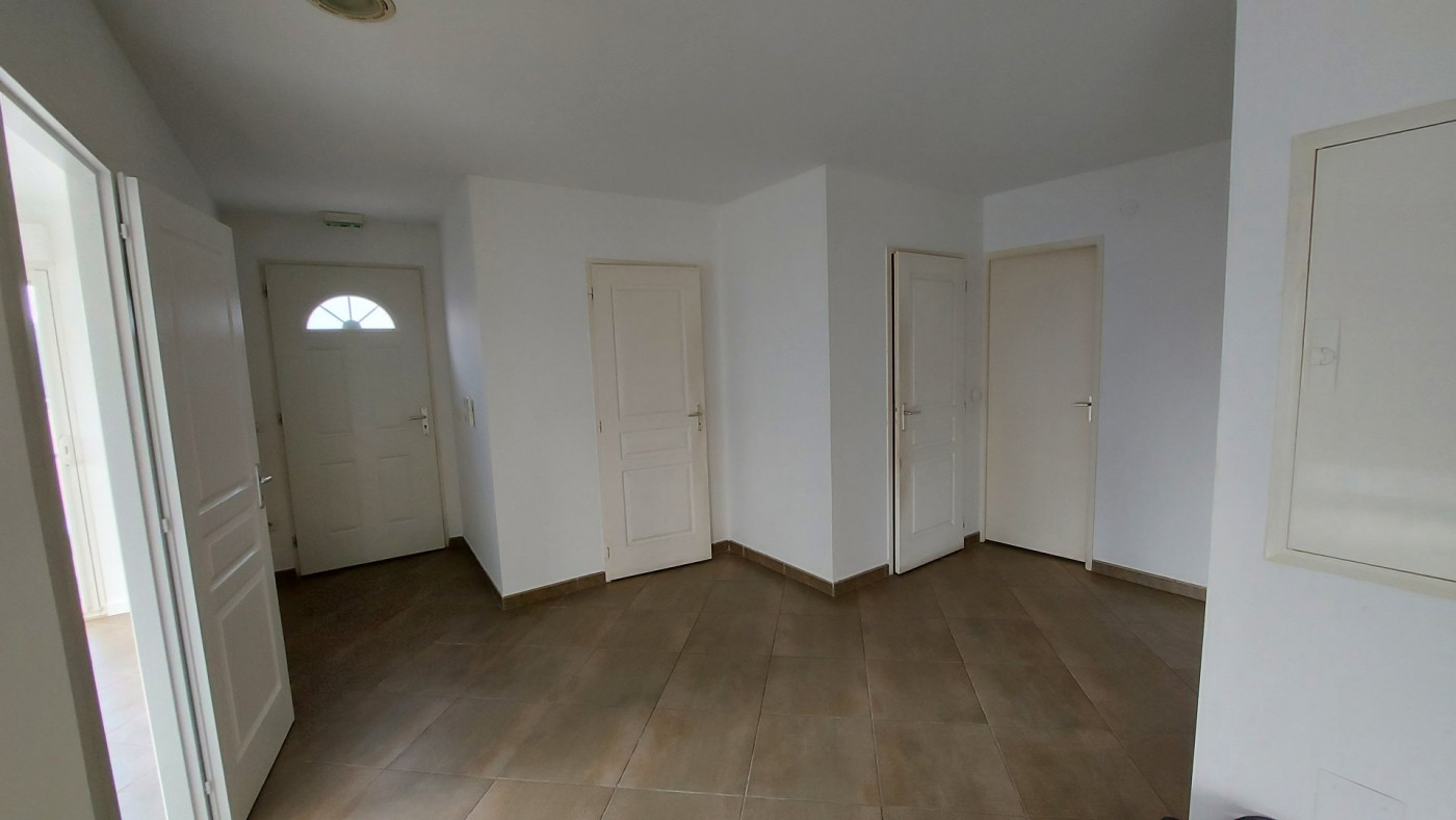 location Appartement Villeneuve Les Beziers - Photo 2