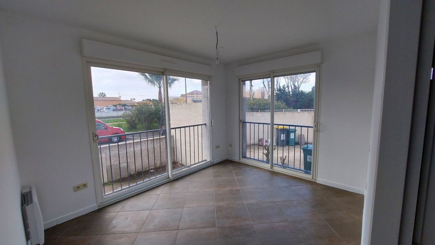 location Appartement Villeneuve Les Beziers - Photo 3