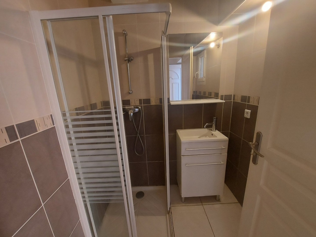 location Appartement Bessan - Photo 3