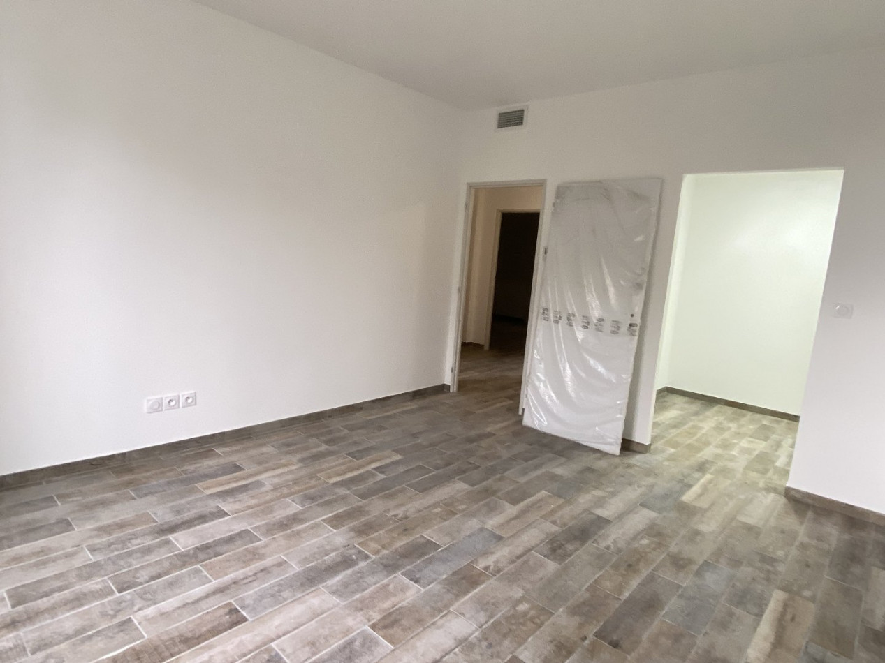 vente Maison Bessan - Photo 13