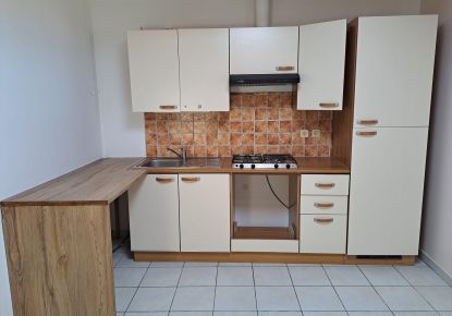location Appartement Bessan