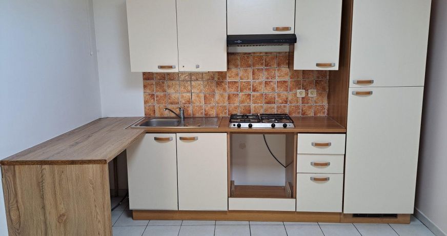 location Appartement Bessan
