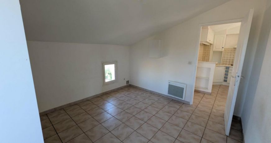 location Appartement Vias
