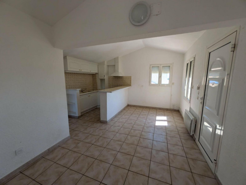 location Appartement Vias - Photo 1