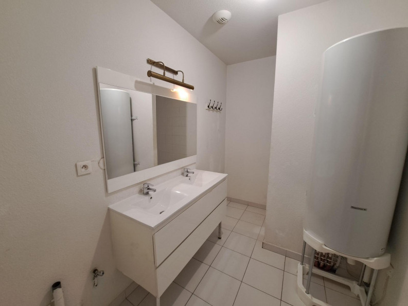 location Appartement Bessan - Photo 4