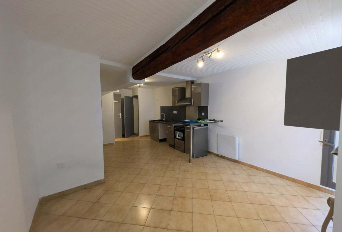 location Maison Bessan - Photo 2