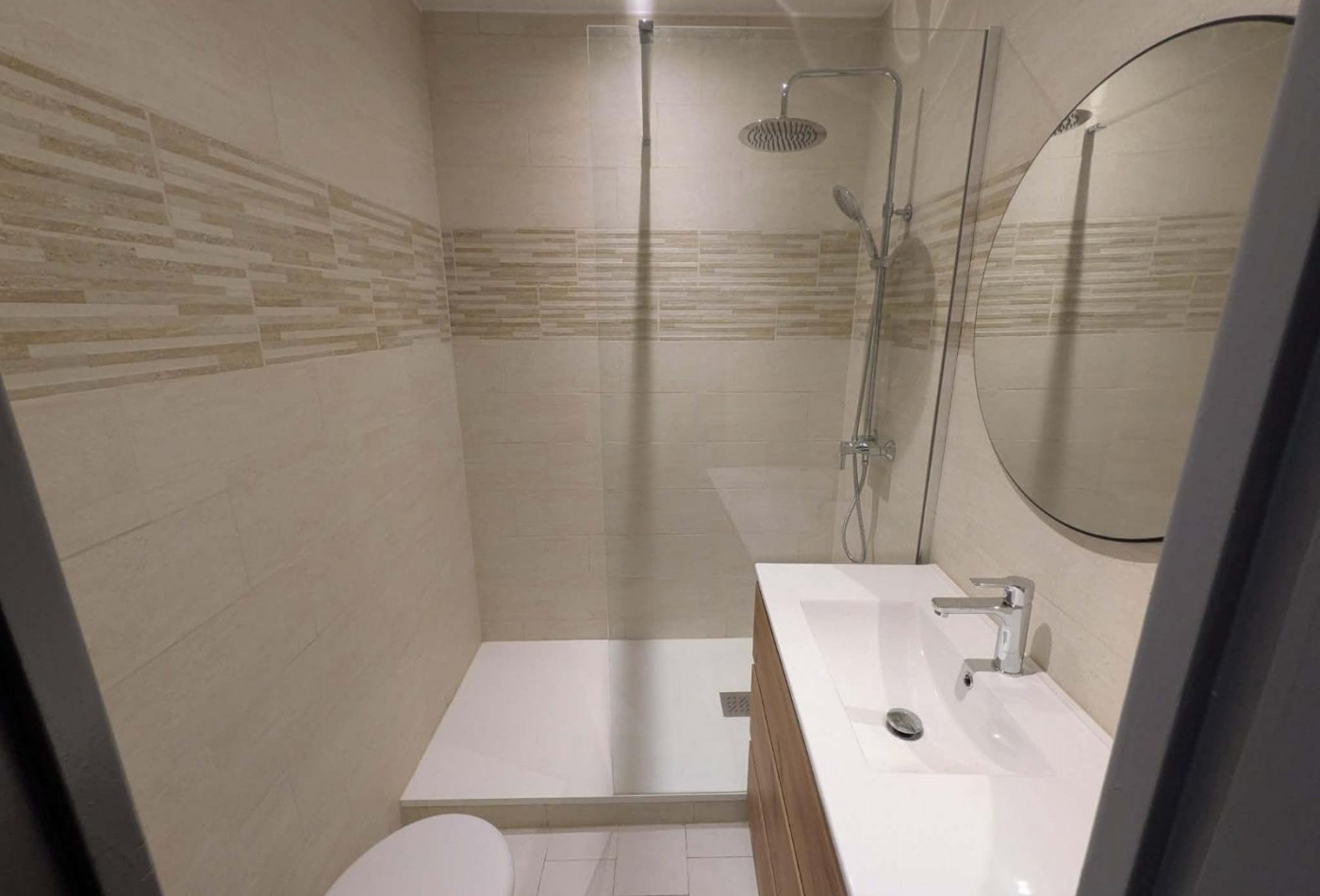 location Maison Bessan - Photo 6