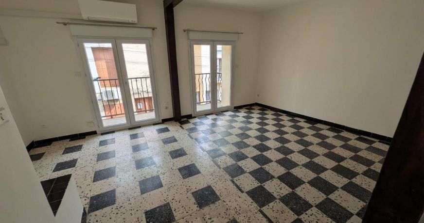 location Appartement Bessan